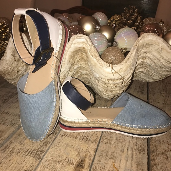 NWT Tommy Hilfiger Oskana Espadrille Sandal - Picture 3 of 8